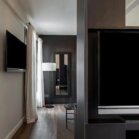 Yurbban Ramblas Boutique