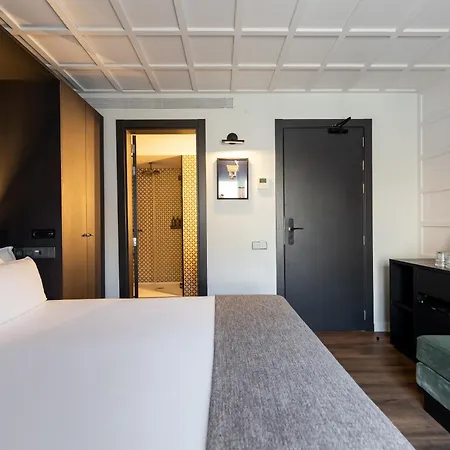 Hotel Yurbban Ramblas Boutique