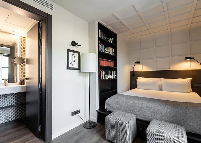 Hotel Yurbban Ramblas Boutique