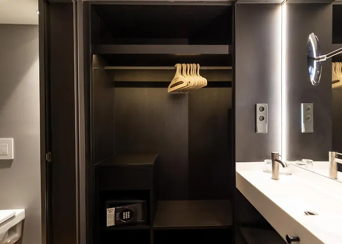 Hotel Yurbban Ramblas Boutique