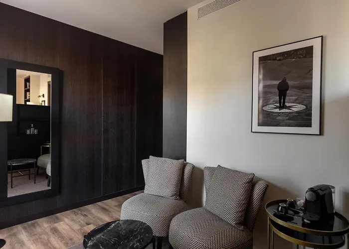 Hotel Yurbban Ramblas Boutique Barcellona