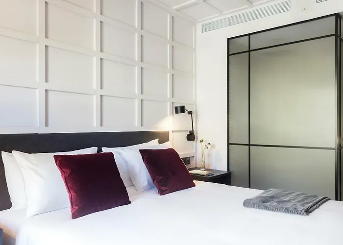 Hotel Yurbban Ramblas Boutique Barcellona