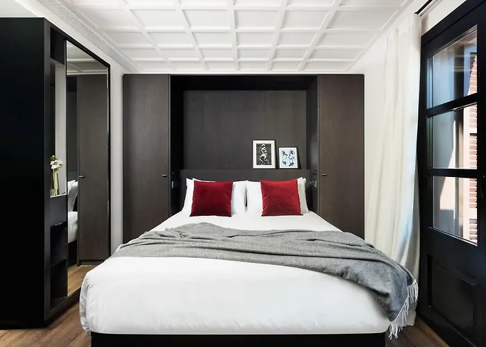 Yurbban Ramblas Boutique Hotel Barcellona