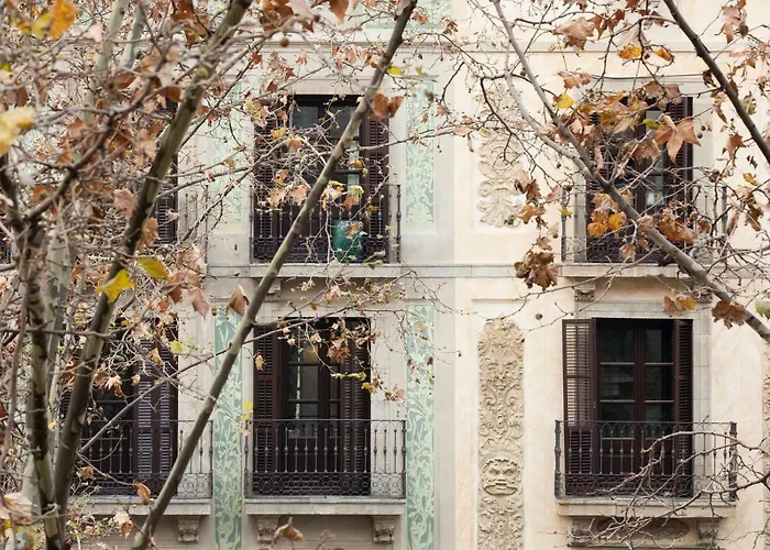 Yurbban Ramblas Boutique