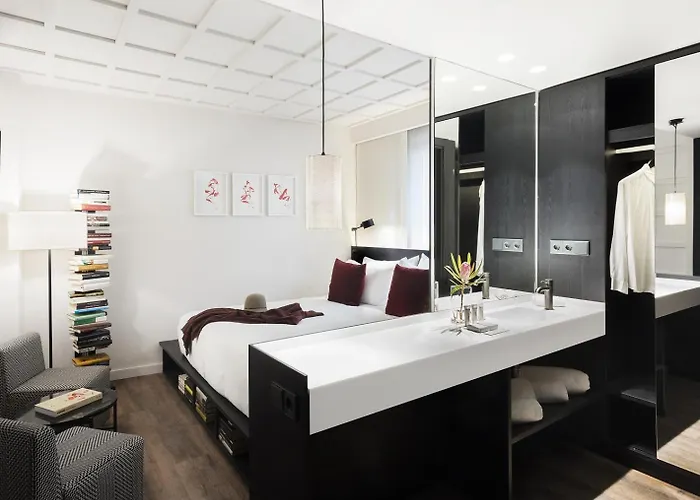 Yurbban Ramblas Boutique Hotel 3*