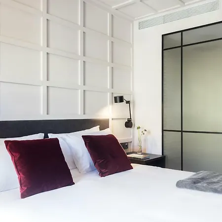 Hotell Yurbban Ramblas Boutique Barcelona